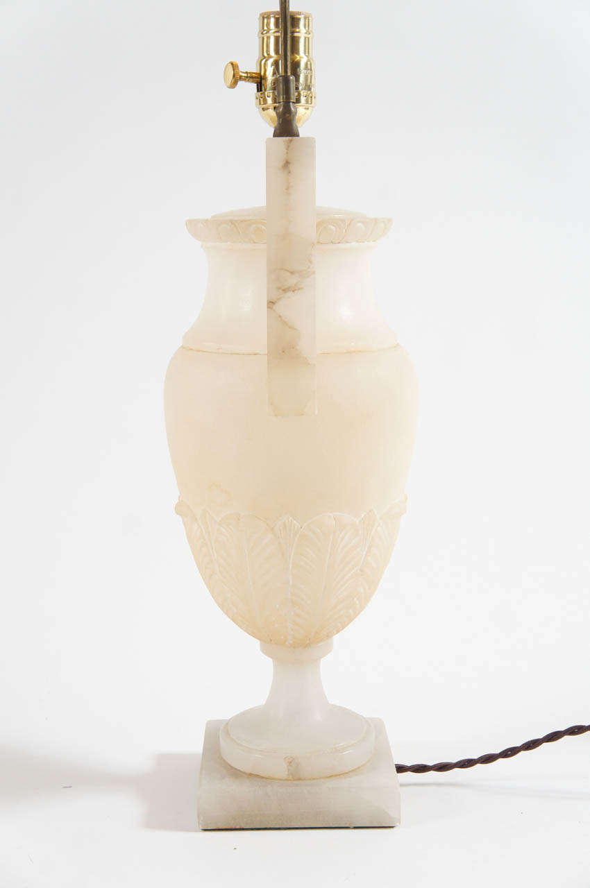 20th Century Italian Neoclassical Alabaster Urn Form Table Lamp