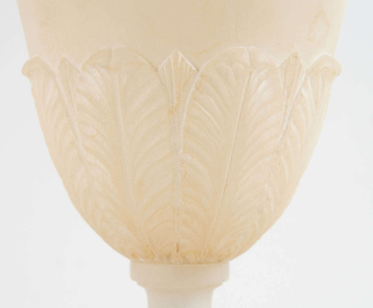 Italian Neoclassical Alabaster Urn Form Table Lamp 3