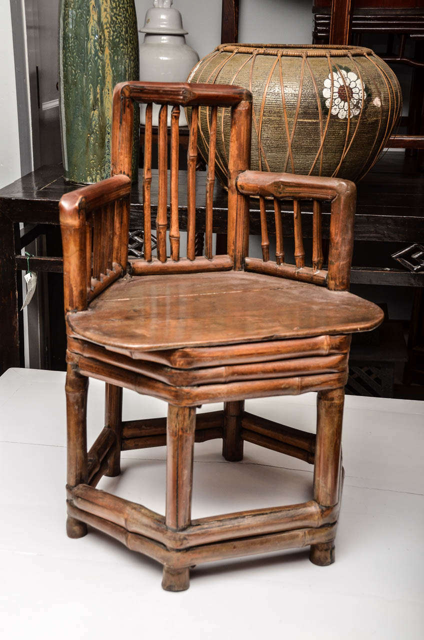 Chinese Mid-Late 19th Century Q'ing Dynasty Ningbo Bamboo Child's Chair with Elm Seat For Sale