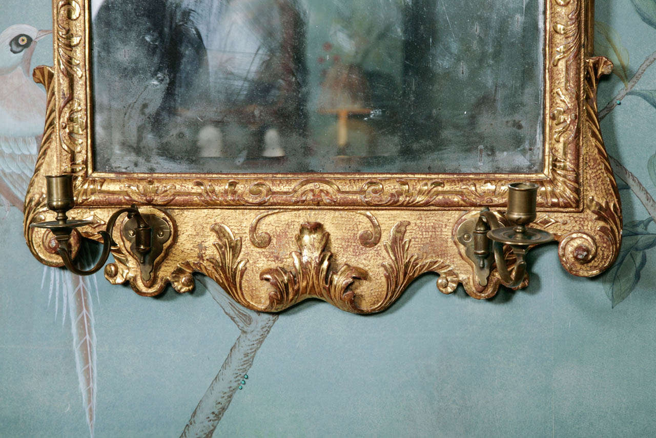 George II Giltwood Mirror with Candle Sconces, circa 1730 In Excellent Condition For Sale In London, GB
