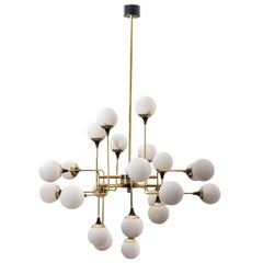 Grand Scale Chandelier in Stilnovo Style