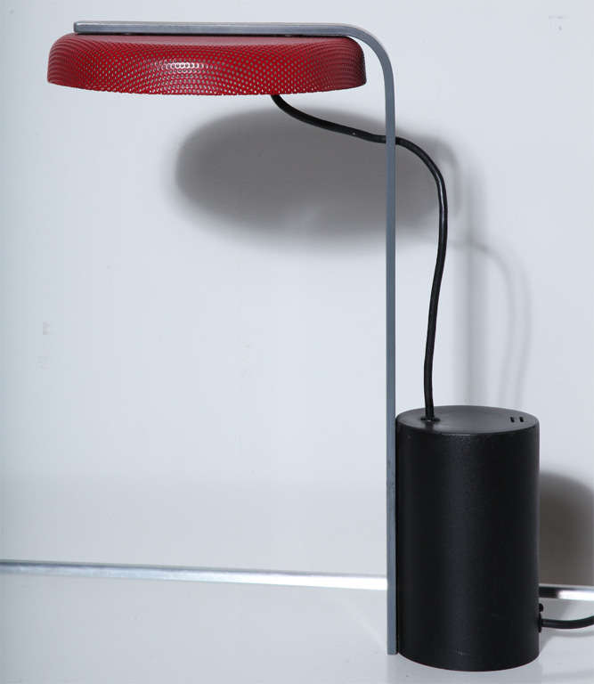 Ron Rezek Model 110 Gray & Black Desk Lamp with Red Shade For Sale 9