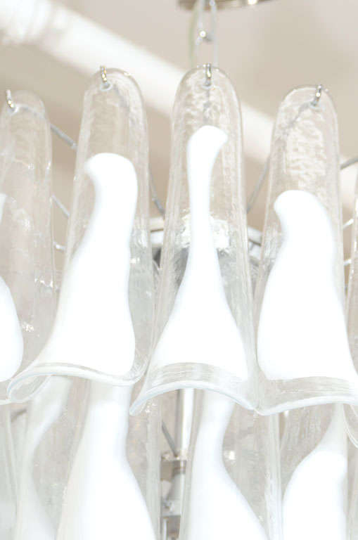 Murano Glass Elegant Mazzega Style White Feather Murano Chandelier