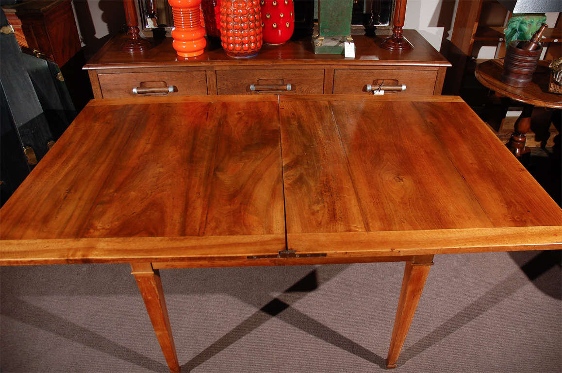 1860s French Rectangular Cherrywood Extension Table 4