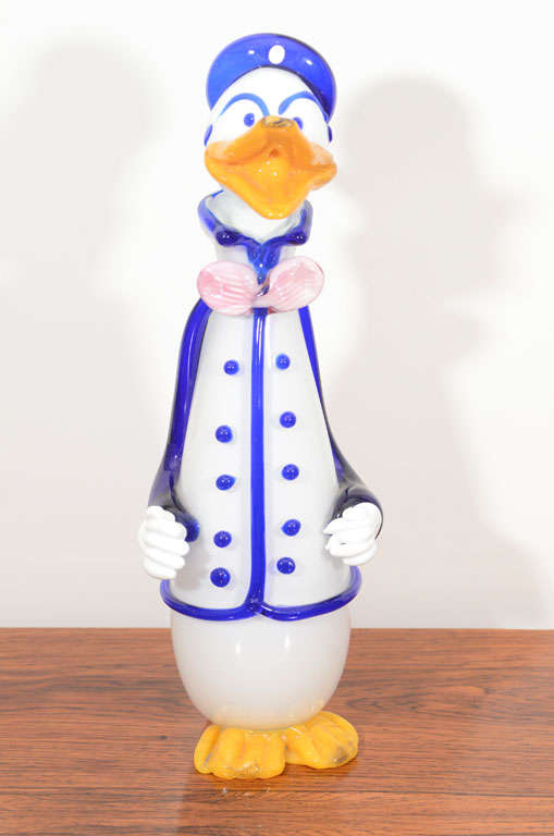 White opaline Murano with applications of
Blue, yellow et pink