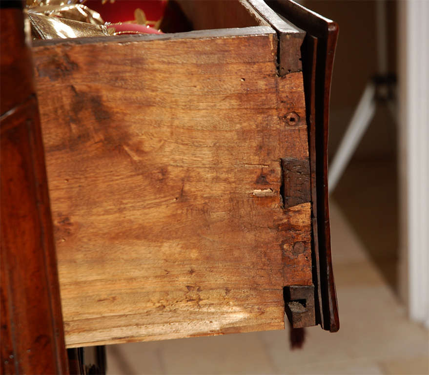 18th Century French Walnut Regence Commode with Three Drawers For Sale 2