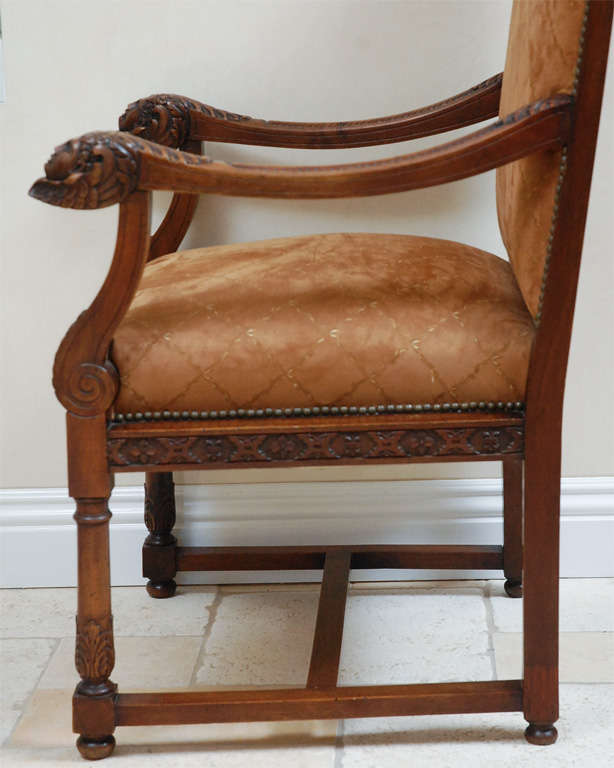 19th Century Italian Carved Walnut Armchairs 4