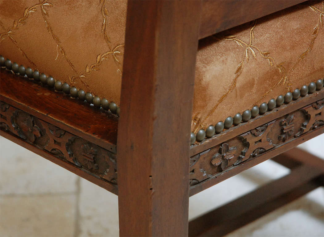 19th Century Italian Carved Walnut Armchairs 7