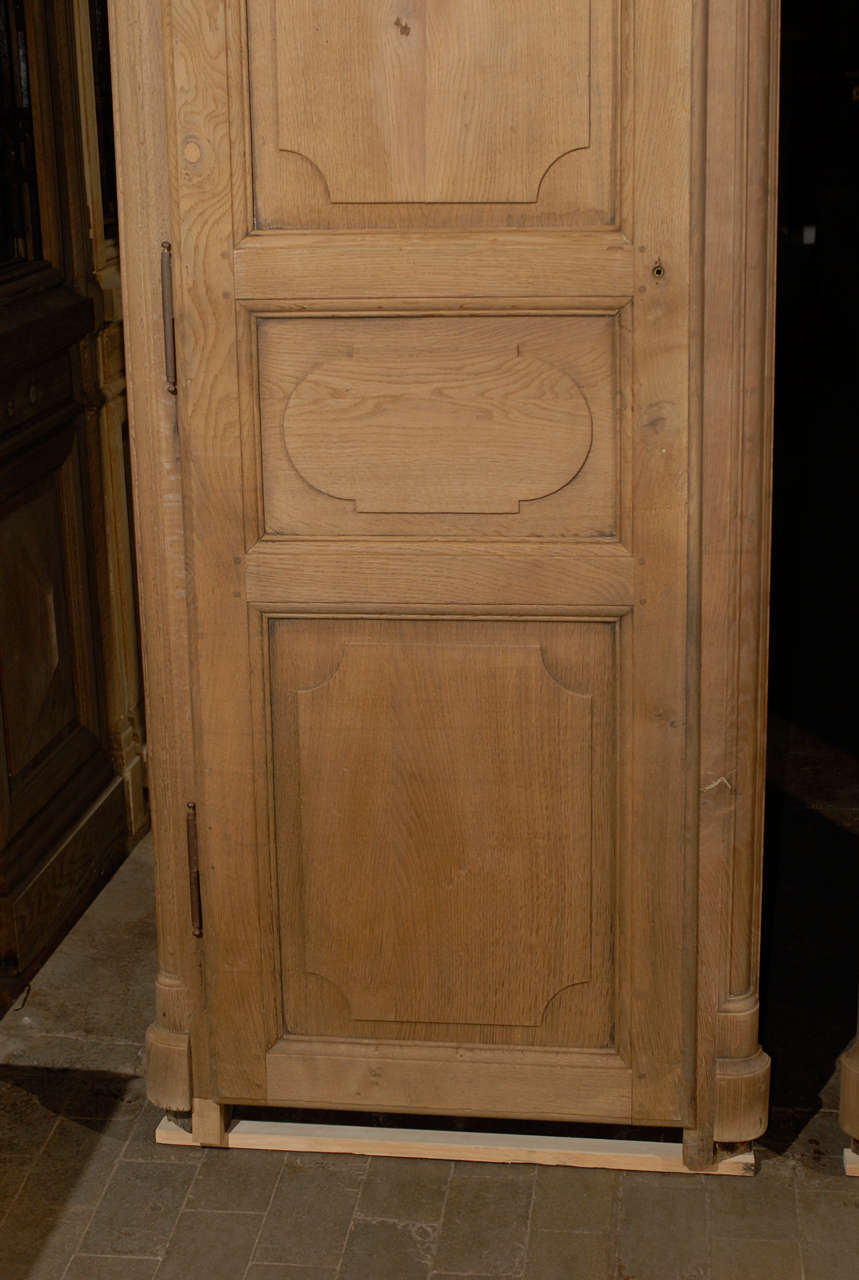 Pair of 18th.C. French Built-In Oak Cupboard Facades 3