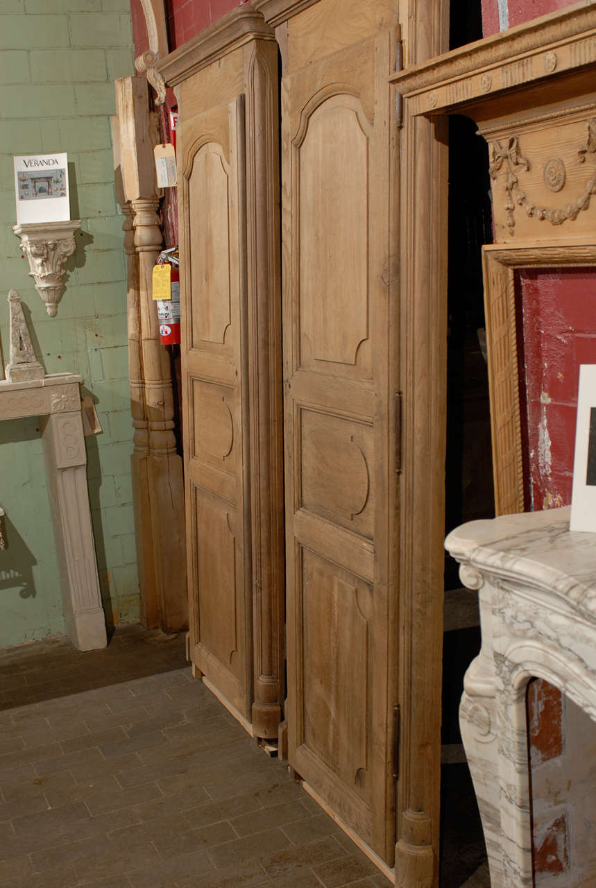 Pair of 18th.C. French Built-In Oak Cupboard Facades 4
