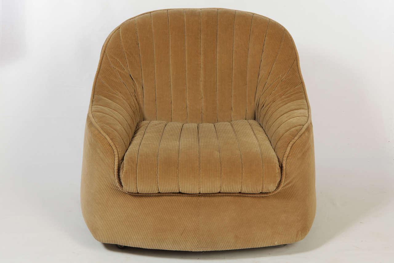 CIPREA  pair of armchair  designed by AFRA AND TOBIA SCARPA,
 produced by CASSINA 1968 
Polyurethane foam and material upholstery. 
good condition 
Measures: h 78 cm 84 x 90 

Letteratura: Domus 460 (marzo 1968), p. 39; Ottagono 10 (luglio