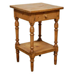 Antique Turned Leg Side Table / Nightstand