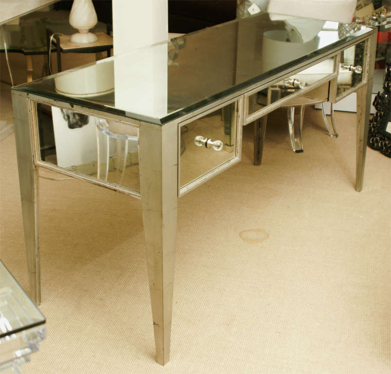 3-Drawer Mirrored Vanity/Desk 4