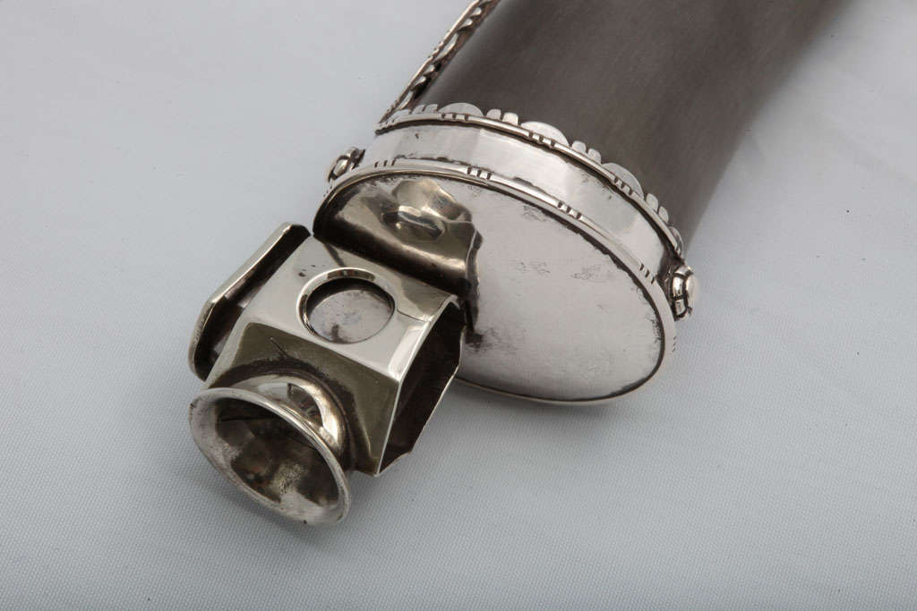 Continental Silver-mounted Horn Cigar Cutter In Excellent Condition In New York, NY