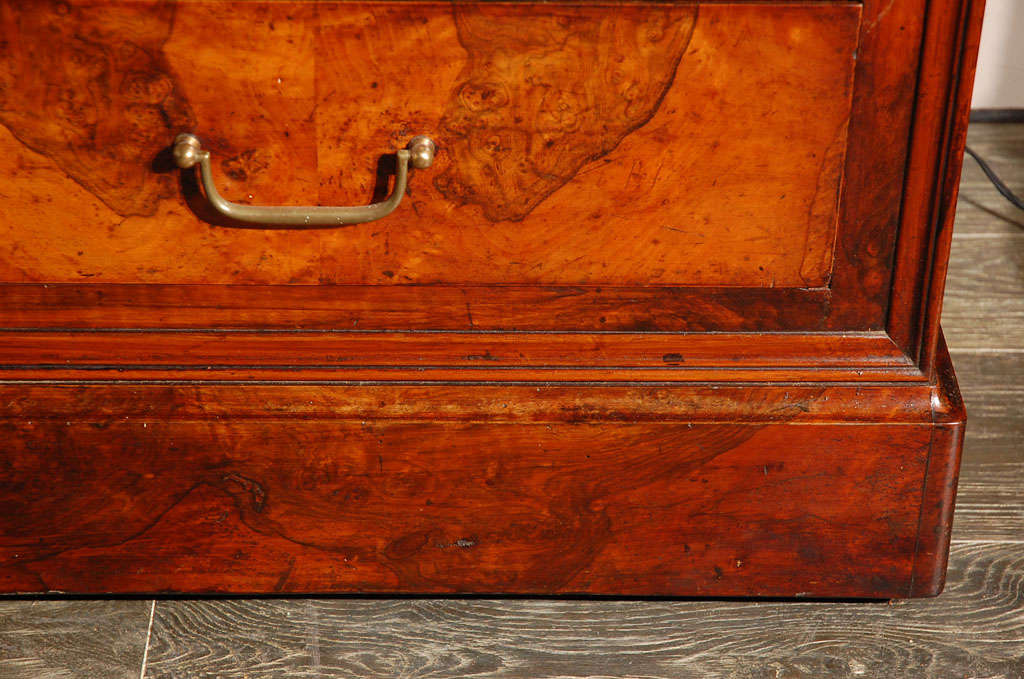 Mid-19th Century French Chest in Walnut with Marble Top 6