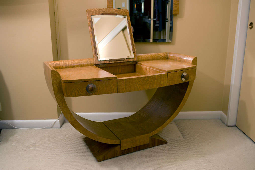 Leon Jallot(1874-1967)  Art Deco Vanity, Mirror And Chair. 5