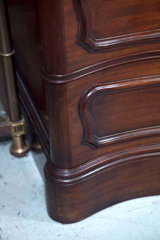 Pair of Marble  Top  Mahogany  Three  Drawer  Dressers For Sale 6