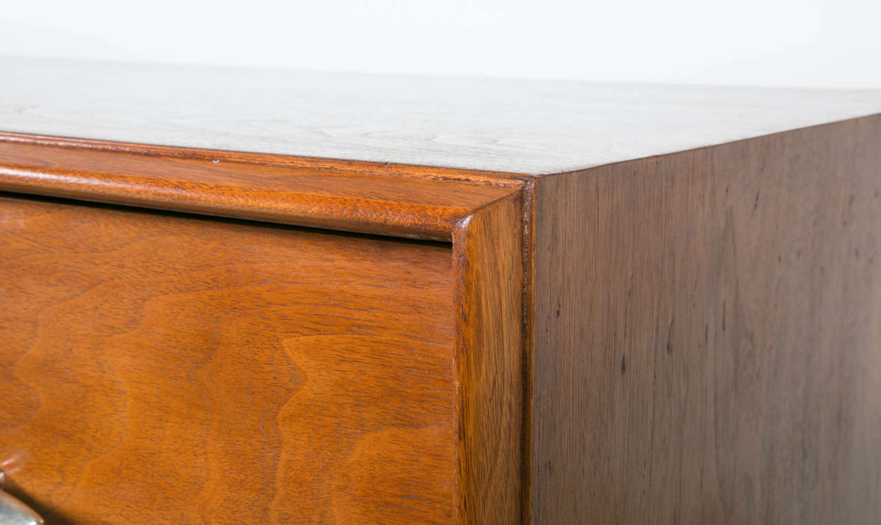 Important Chest of Drawers by T.H. Robsjohn-Gibbings, circa 1970 For Sale 1