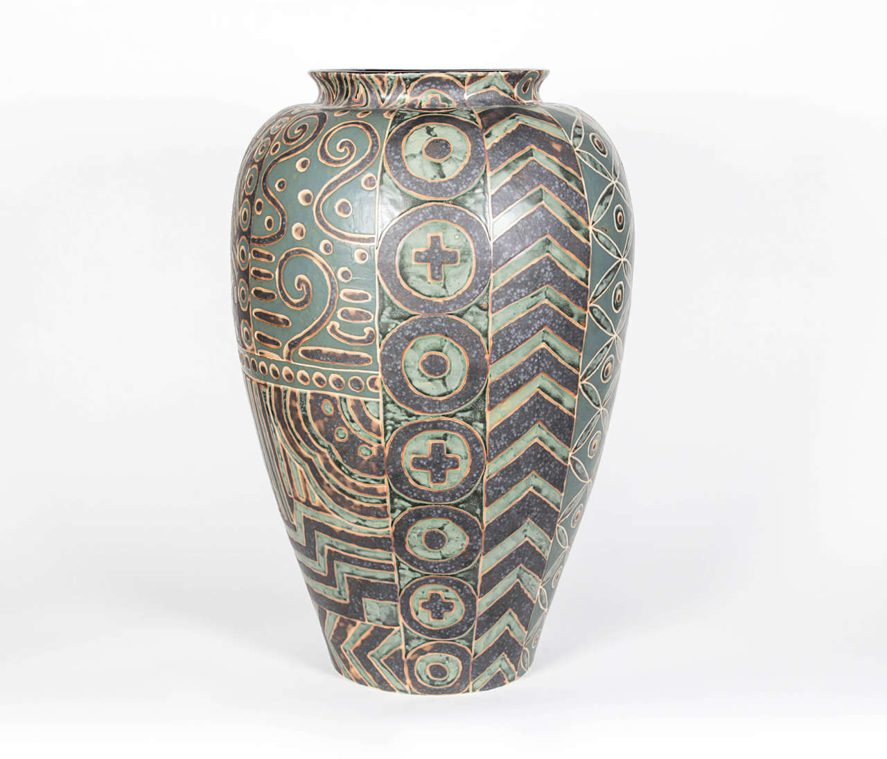 Large Green Thai ceramic vase with tribal pattern. Curated and personally selected by Donna Karan for her Urban Zen brand.