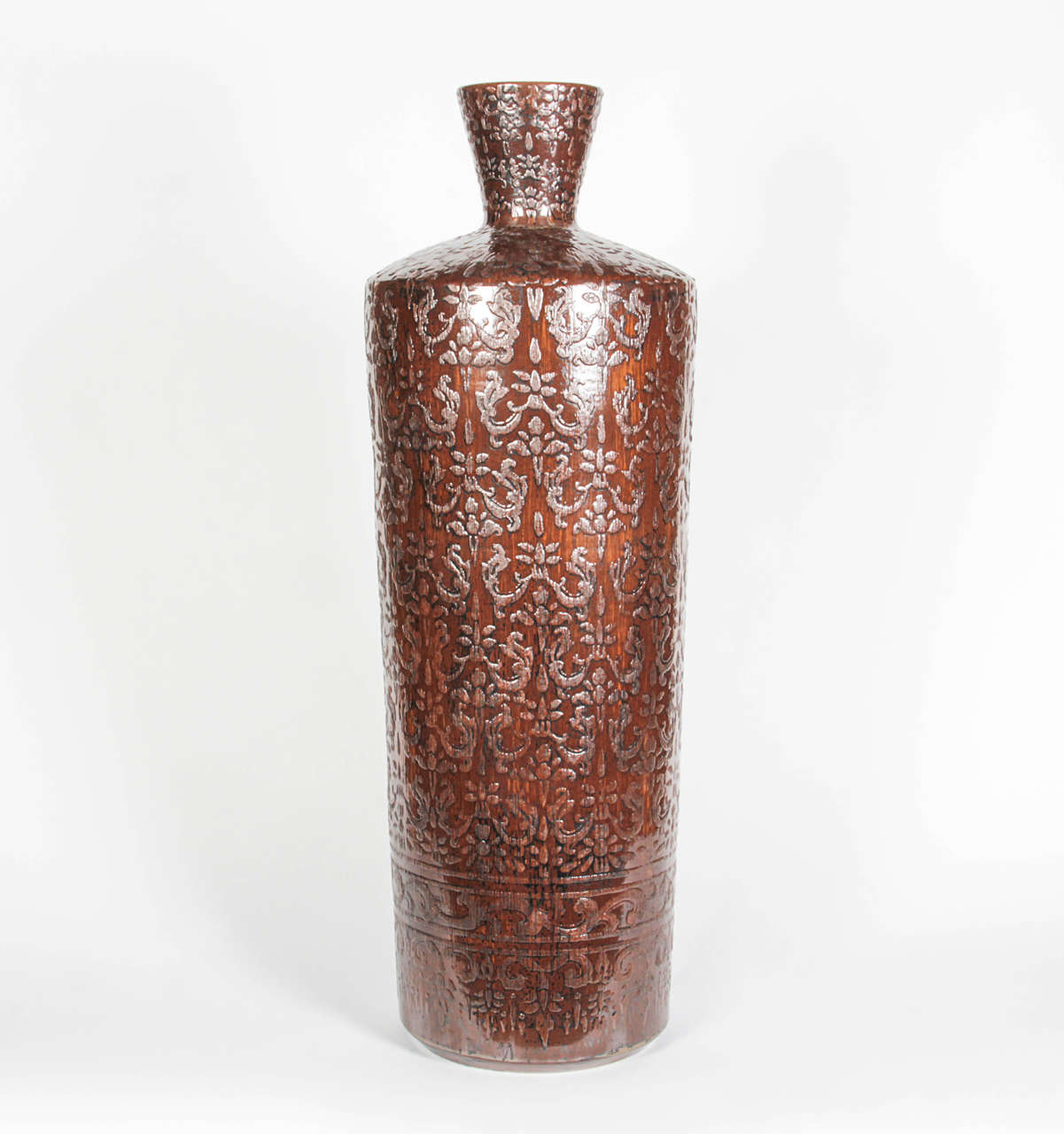 Large dark brown Thai ceramic vessel with shiny finish. Curated and personally selected by Donna Karan for her Urban Zen brand.