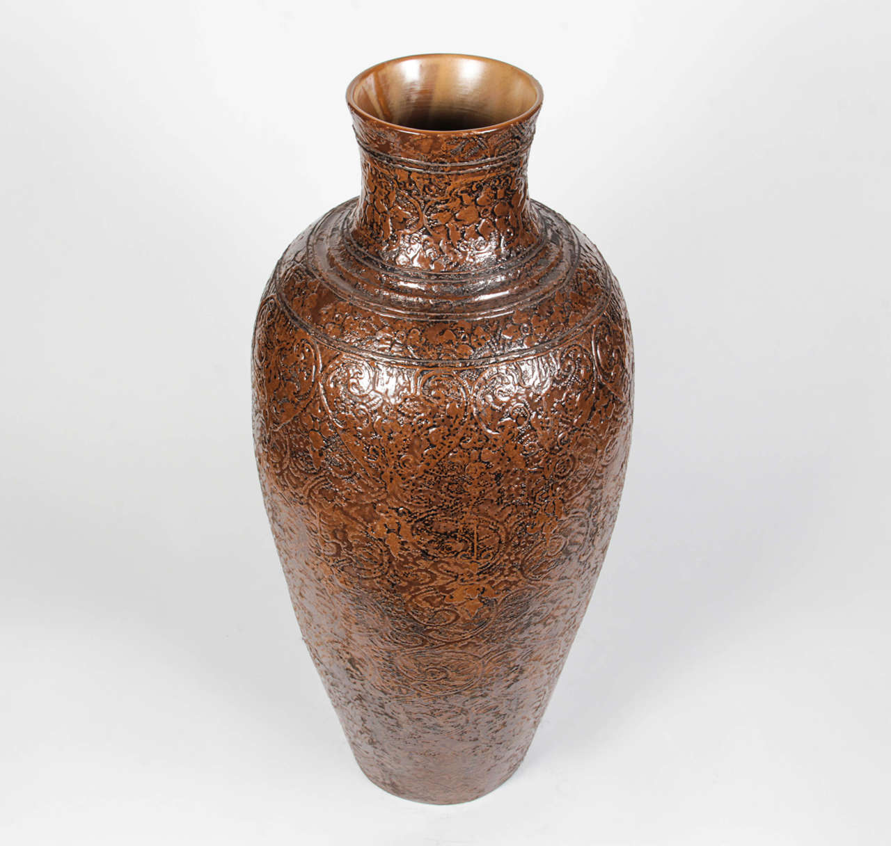 Traditional Thai Ceramic Vase For Sale 3