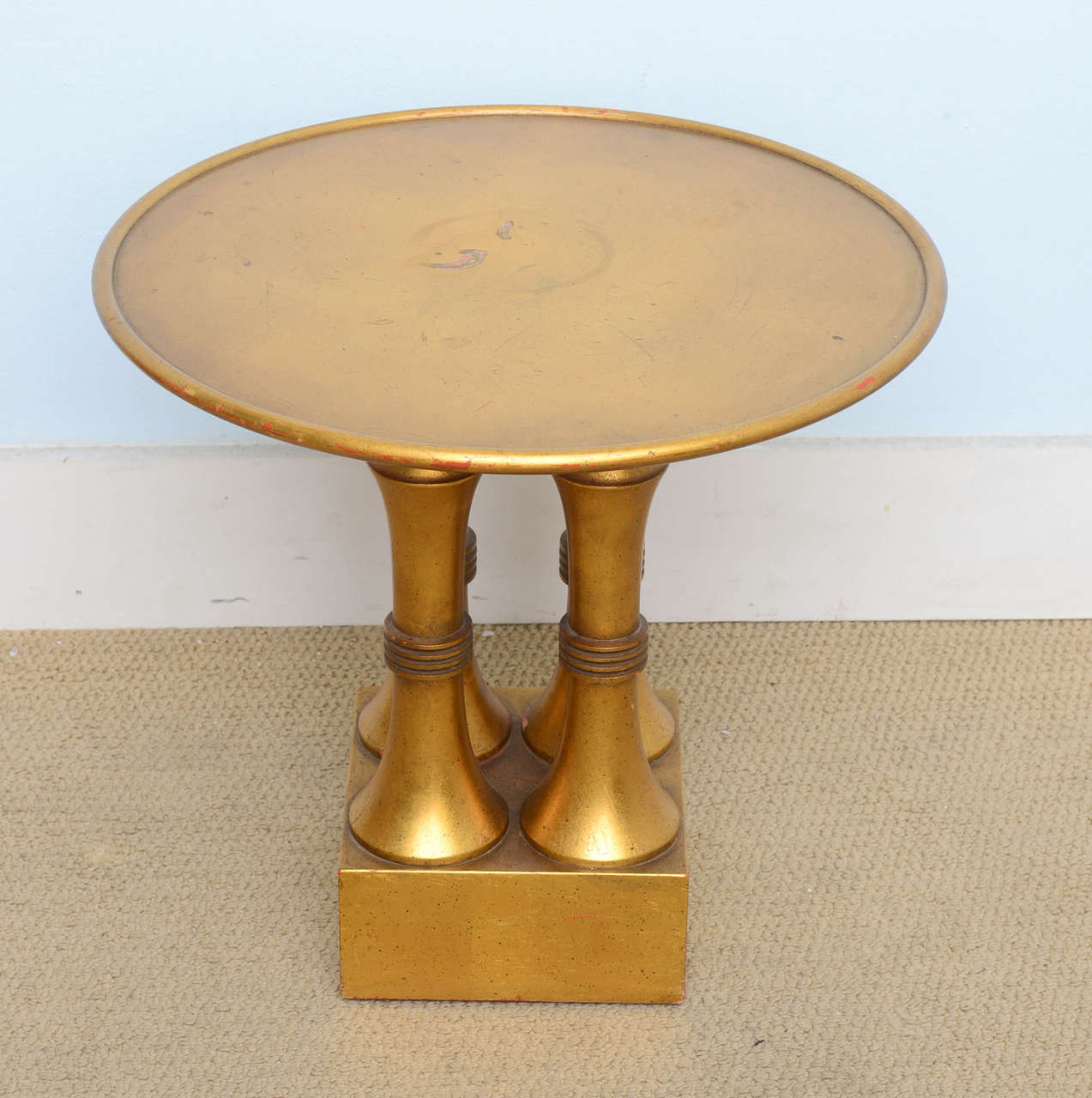 Mid-Century Modern Chic Stylized Egyptian Revival 1960s Italian Gilded Modern Side Table For Sale