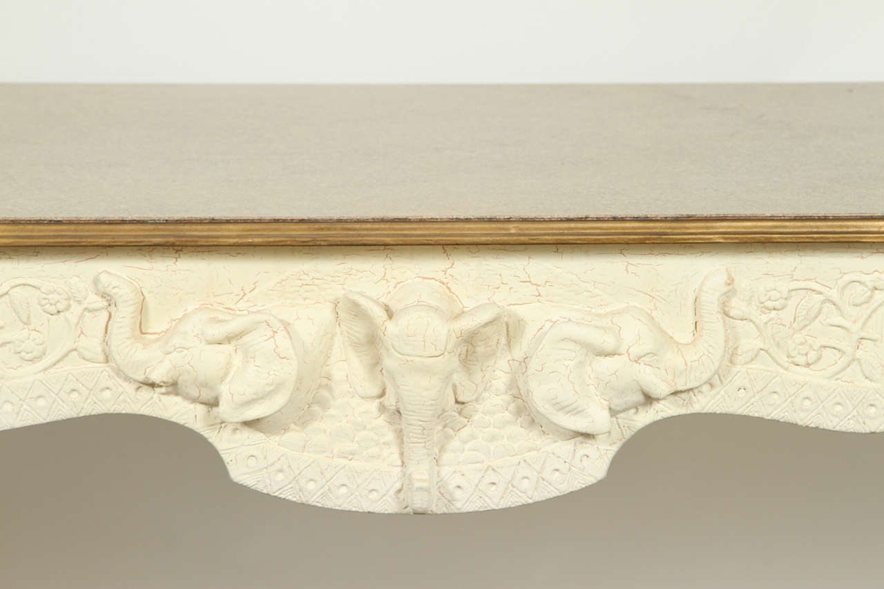 Anglo Indian Vintage Elephants Carved Console Sofa Table In Fair Condition In North Hollywood, CA