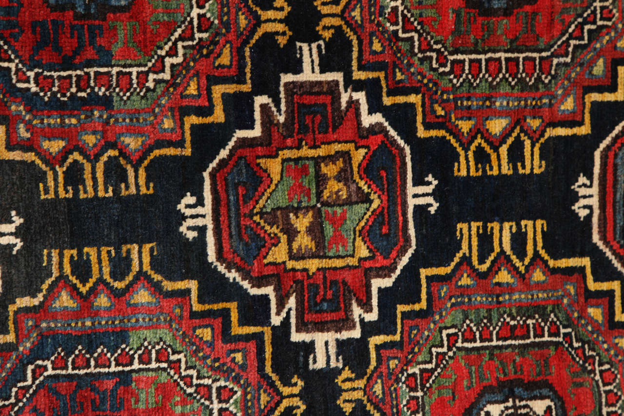 Antique 1890s Persian Amal Ziegler Bakhtiari Rug, Wool, 12' x 12' In Excellent Condition For Sale In New York, NY