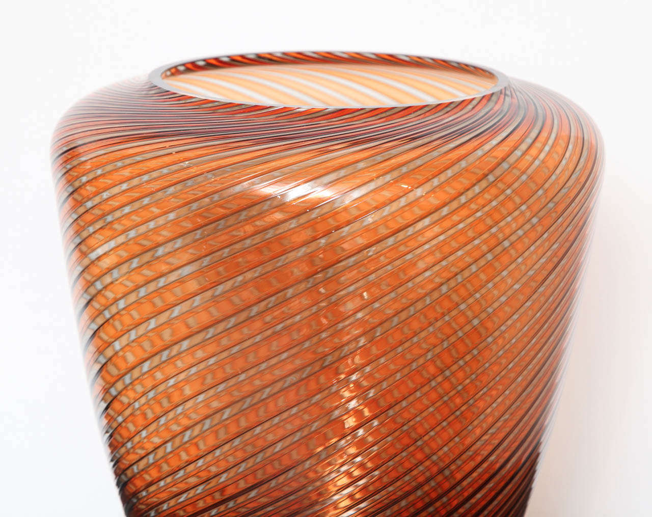 Cenedese Murano Vase In Excellent Condition For Sale In New York, NY