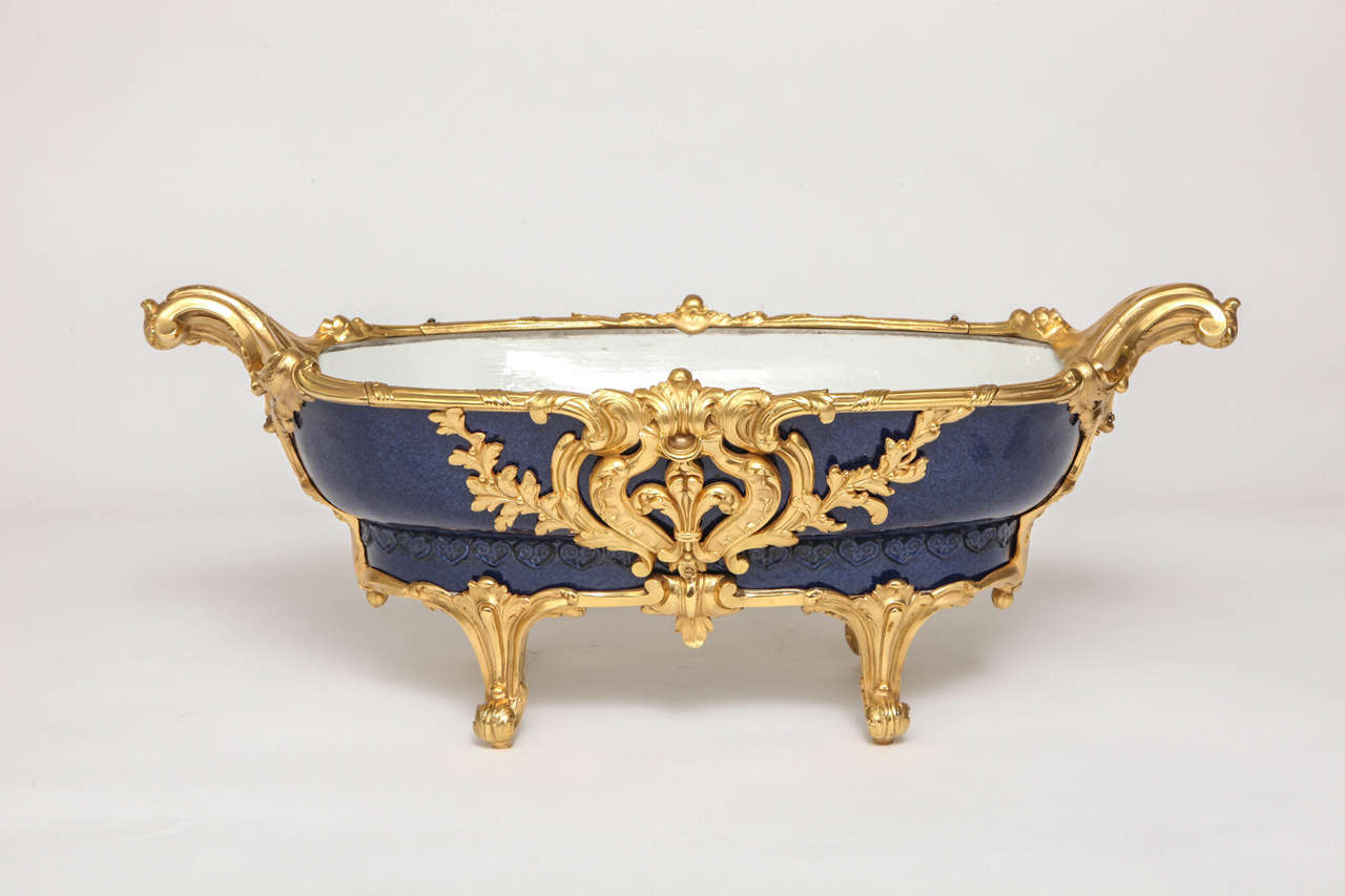 Louis XVI Antique Chinese Kangxi Period Porcelain and Doré Bronze-Mounted Centerpiece For Sale