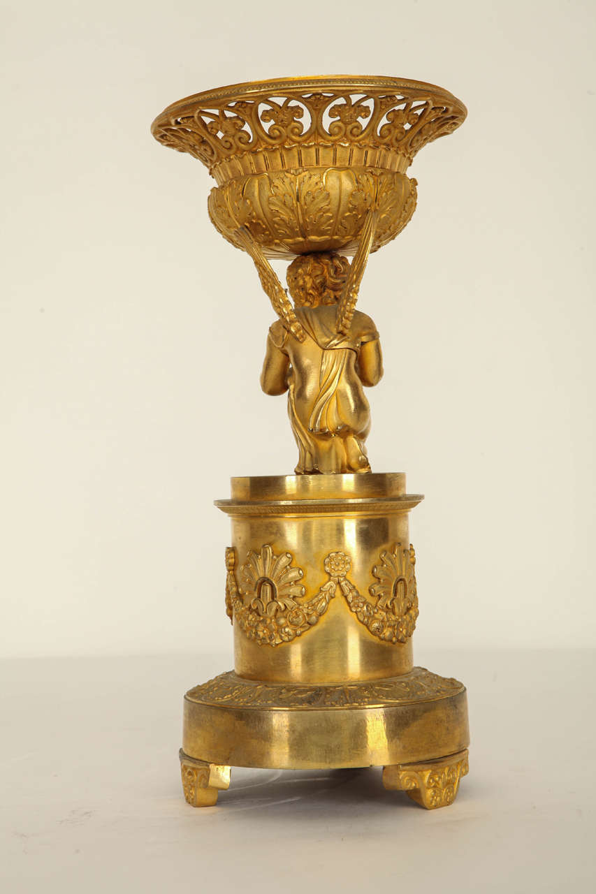 19th Century French Empire style gilt bronze centerpiece comport For Sale 1