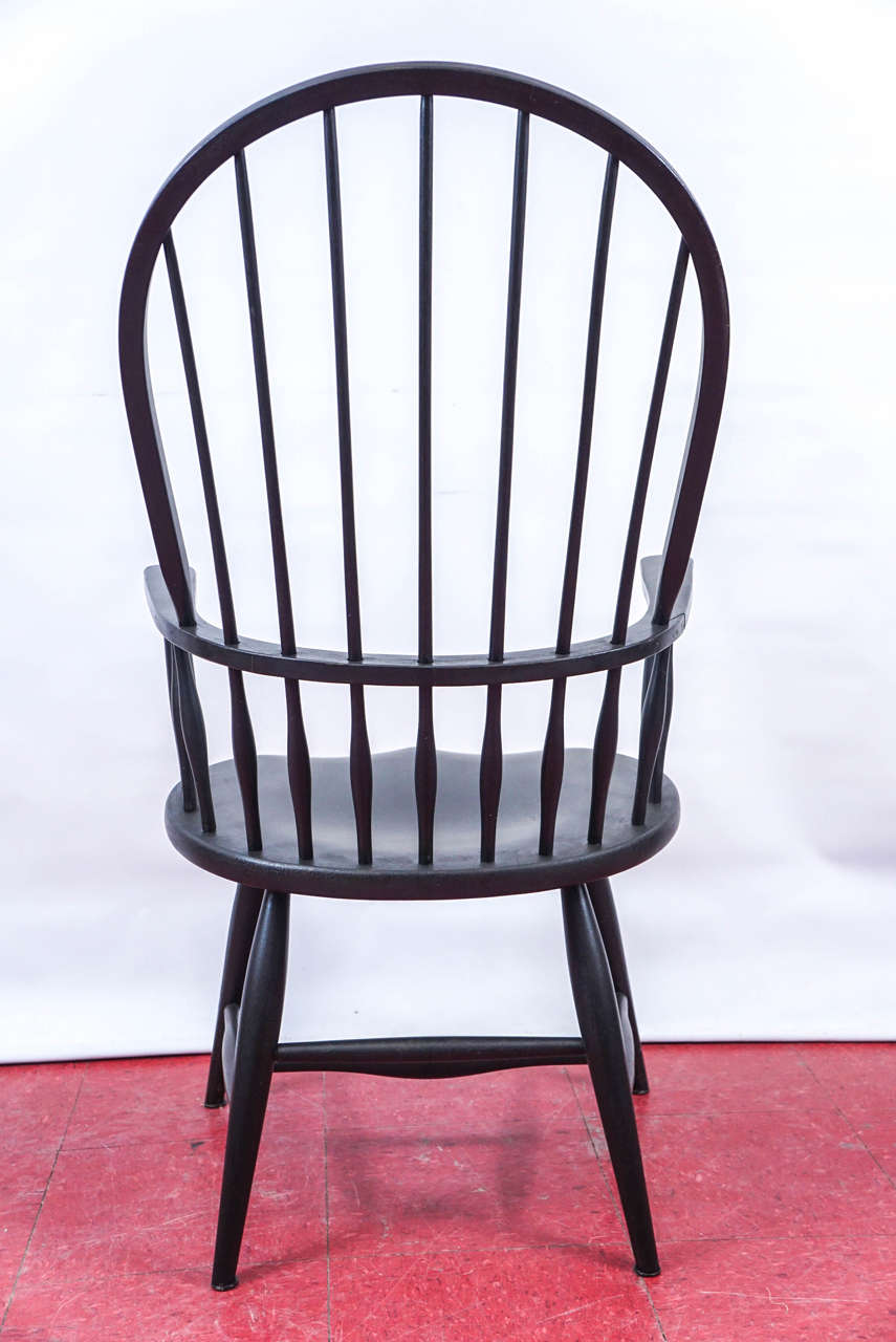 Four American Windsor Armchairs In Good Condition In Sheffield, MA