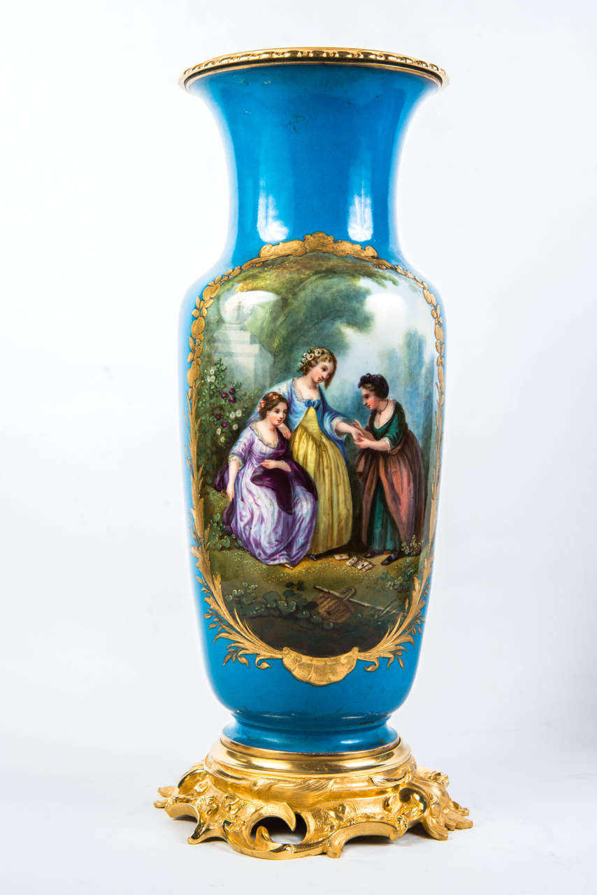 Louis XV Gorgeous Pair of Porcelain Vases For Sale