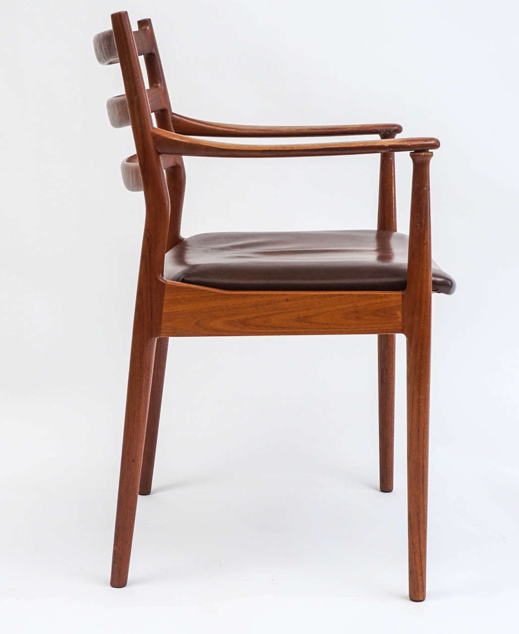 Set of Eight France & Son Leather DR Chairs, Niels Moller Design 3