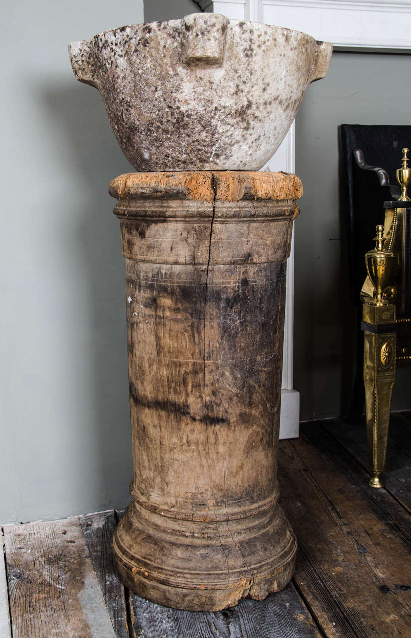 18th Century Mortar on Contemporary Softwood Socle In Good Condition In London, GB