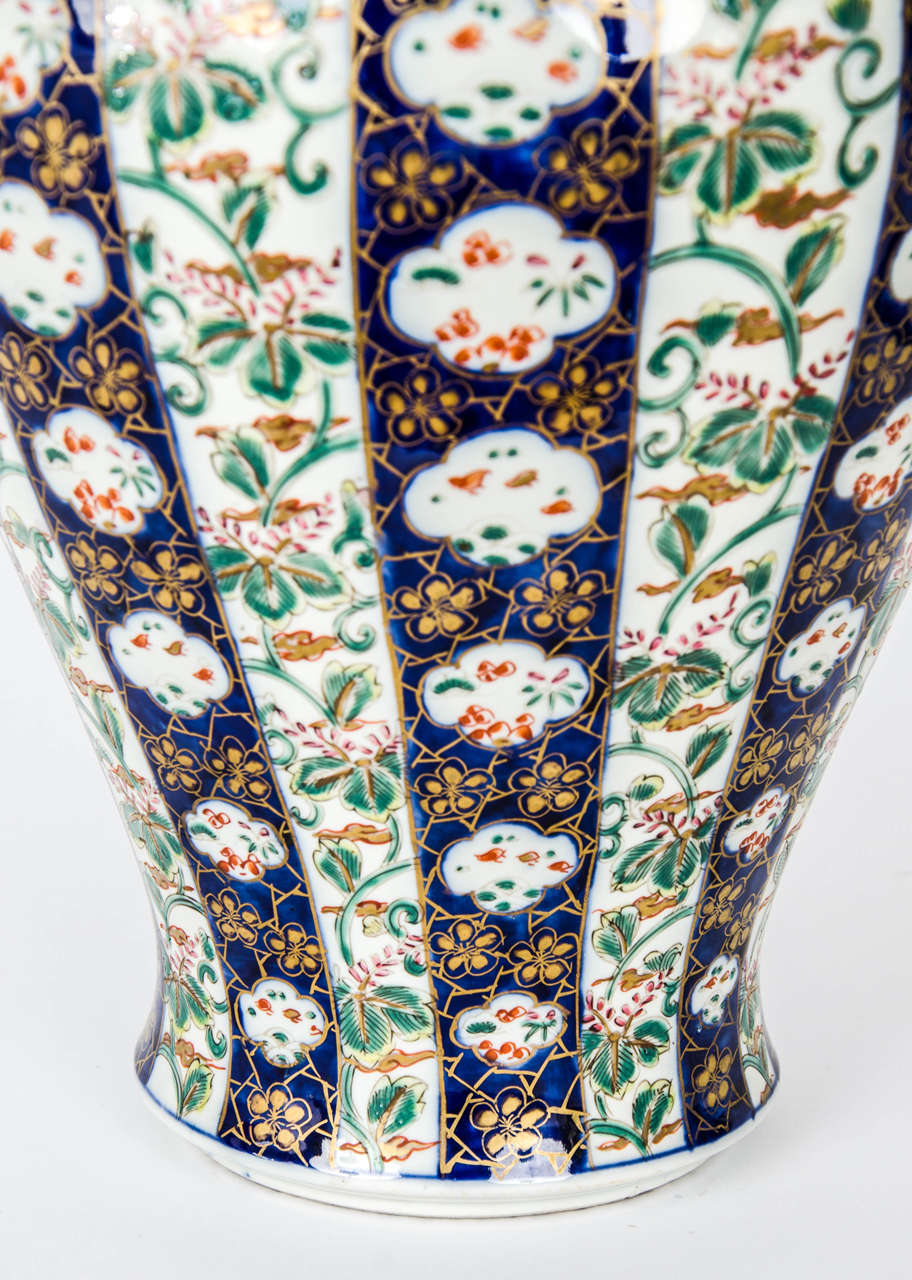 19th Century Chinese Polychrome Painted Vase and Cover In Excellent Condition In London, GB