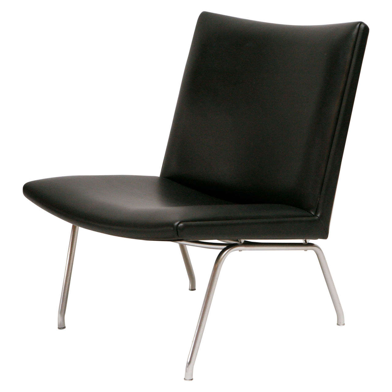 Hans Wegner AP 39 Lounge Chair