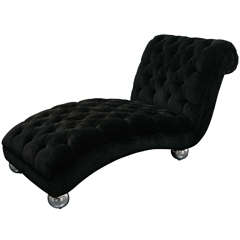Vinage Black Velvet Chaise Lounge