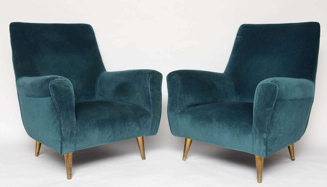 Mid-20th Century Pair of Vintage Teal Velvet Italian Armchairs For Sale