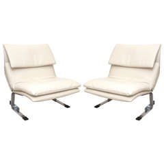 Pair Saporiti Italia "Onda" Lounge Chairs