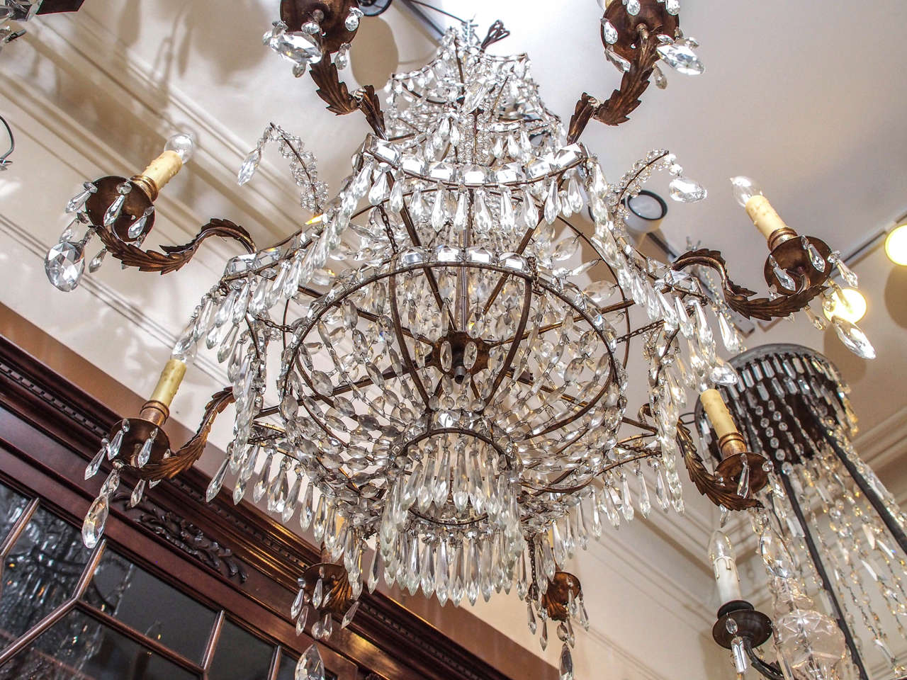 Italian Gilt Metal and Crystal Pagoda inspired Chandelier In Good Condition In Natchez, MS