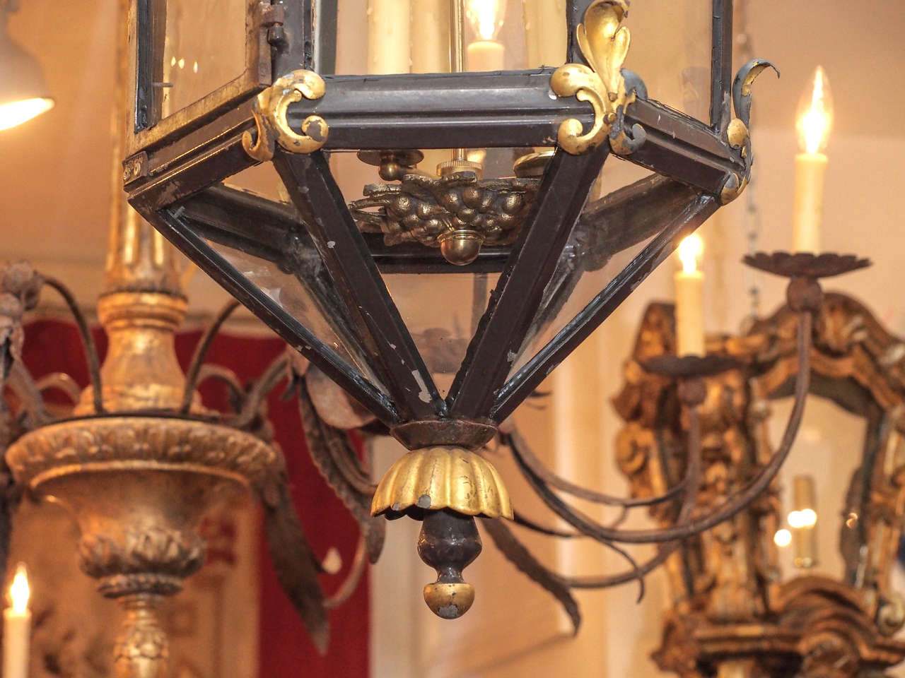 crown lantern