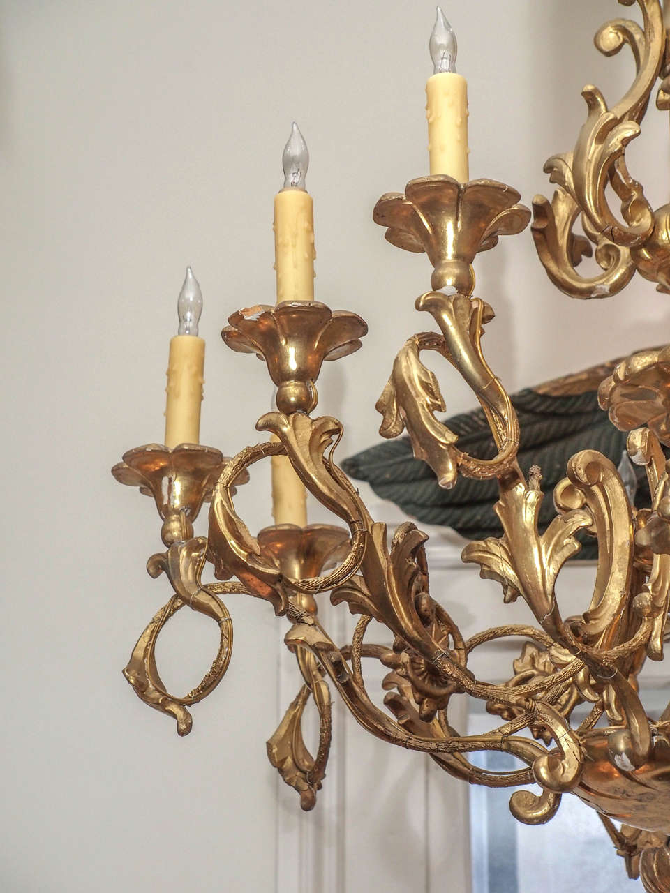 Italian Giltwood and Gesso Chandelier 2