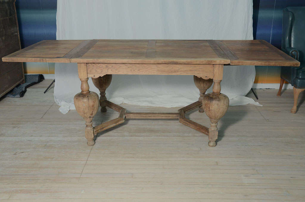 Antique white oak refectory/dining table with turned legs. Beautiful craftsmanship.