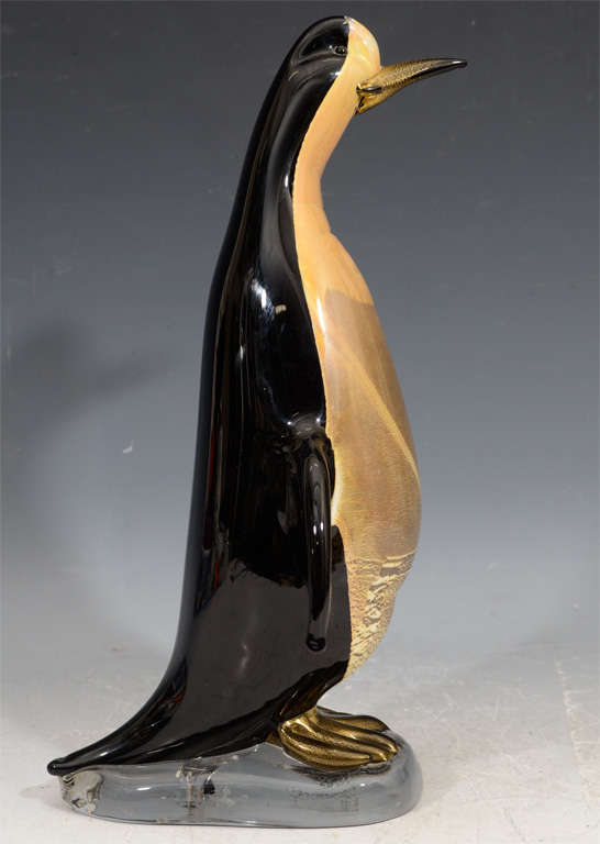 Vintage Glass Penguin by F. Valmarano Venezia Vetranti In Good Condition In New York, NY