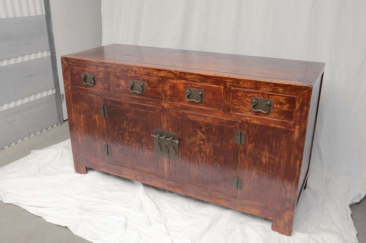 Chinese Early 19th Century Qing Dynasty Beijing Four-Drawer Southern Elm Buffet For Sale