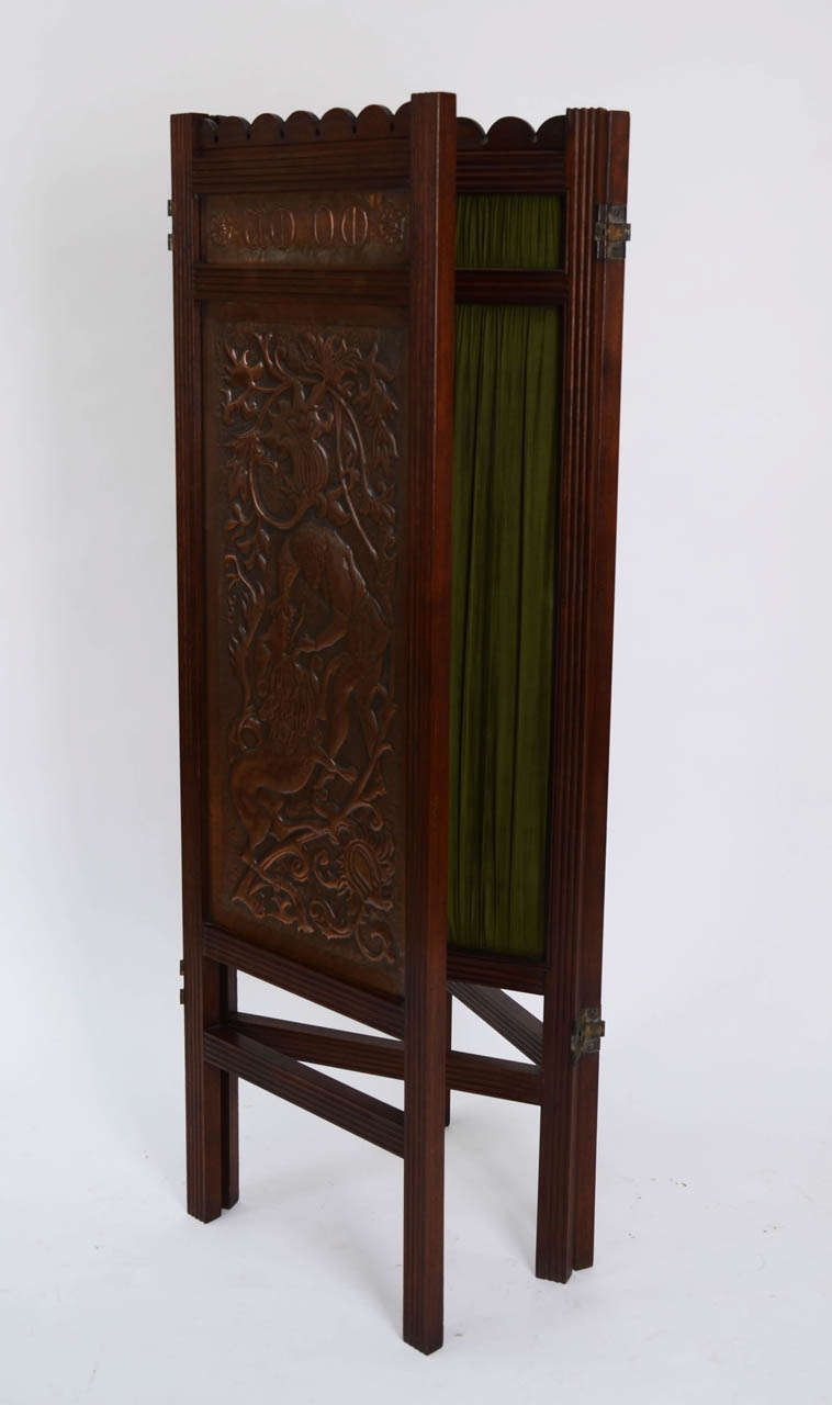 English Arts & Crafts 3 Fold Walnut and Copper Screen by Keswick School of Industrial Arts circa 1900 For Sale 3