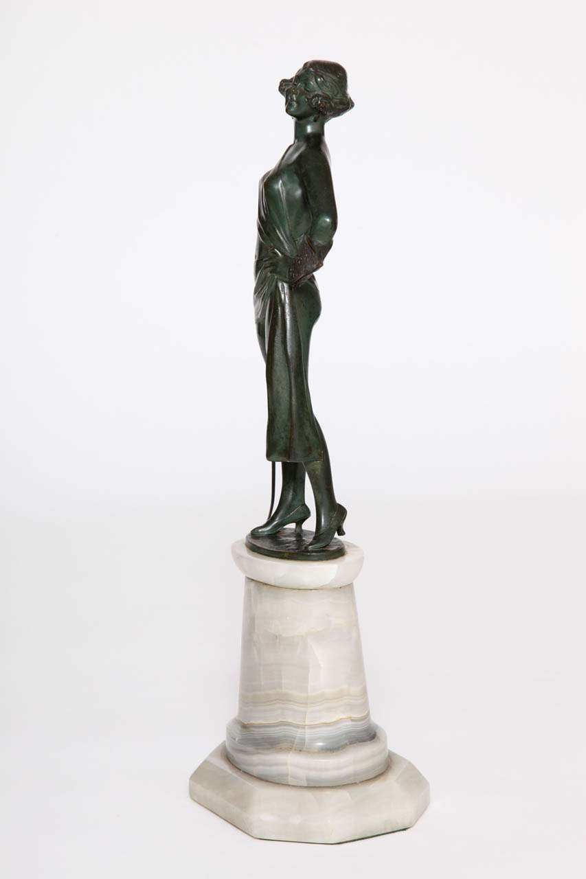 Early 20th Century Art Deco Bronze and Onyx Sculpture by Bruno Zach, Austria, circa 1925 For Sale