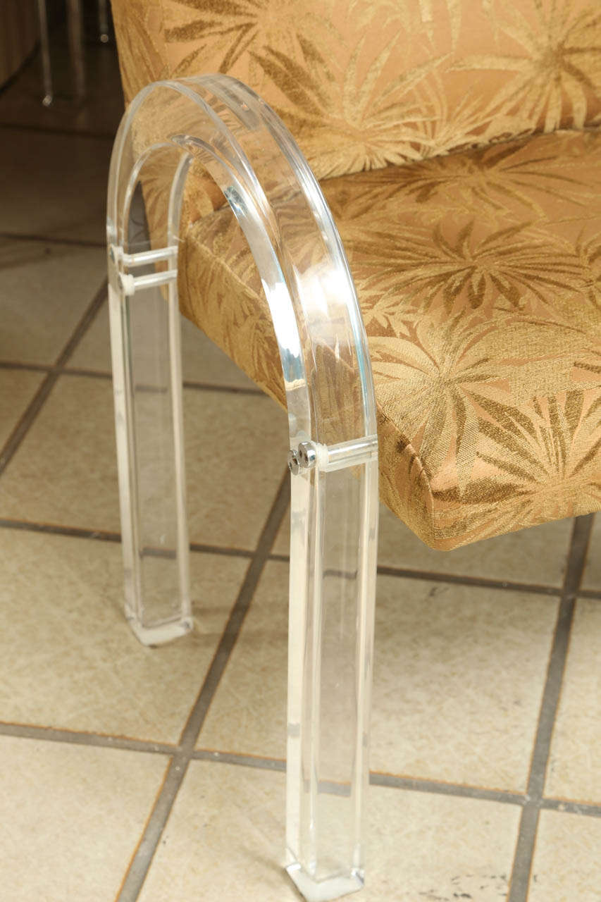 Mid-Century moderno Sedie da pranzo in lucite di Charles Hollis Jones in vendita