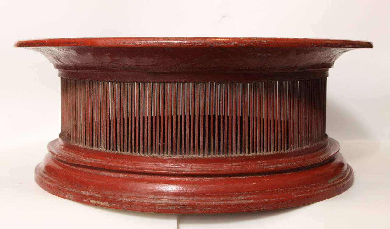 Red lacquered bamboo drum table stand or platform, low. From Thailand. Dimension: 22 1/2